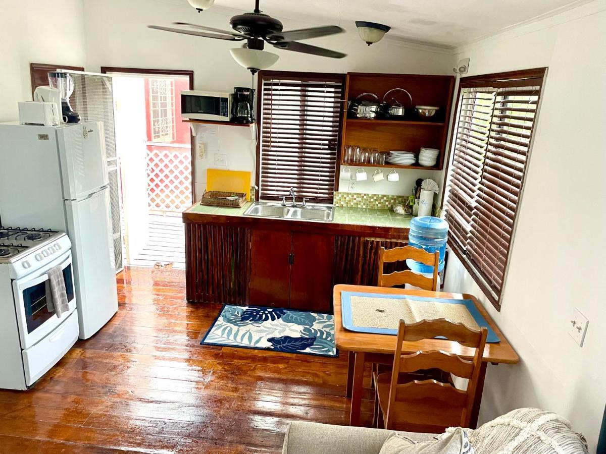 Hummingbirds Cabins Cayo Caulker Exterior foto