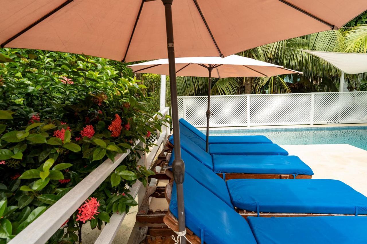 Hummingbirds Cabins Cayo Caulker Exterior foto